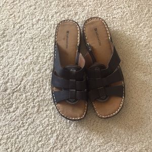 WOMEN’S NATURALIZER SANDALS SIZE 10 BLACK